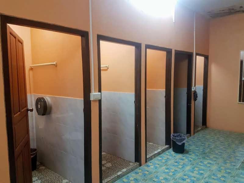 Soutchai Hostel And Tour Company Pakse Esterno foto