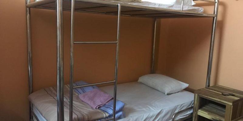 Soutchai Hostel And Tour Company Pakse Esterno foto