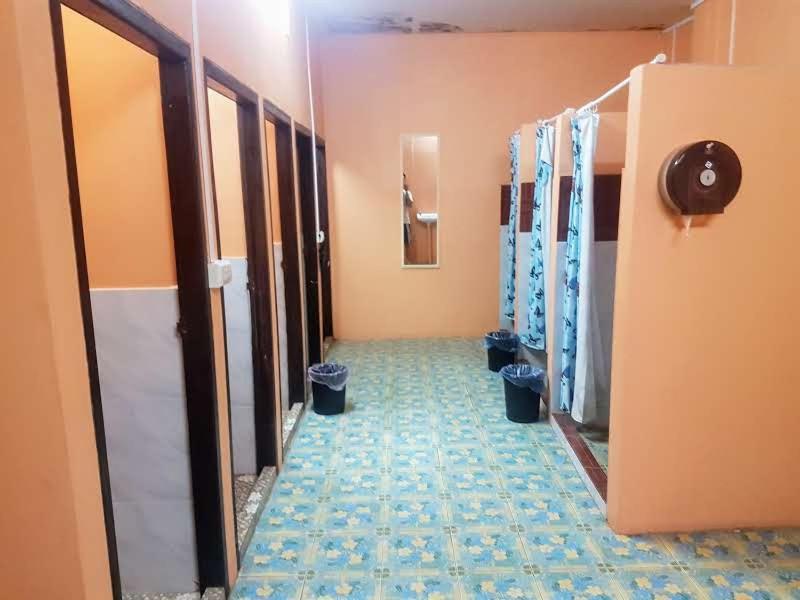 Soutchai Hostel And Tour Company Pakse Esterno foto